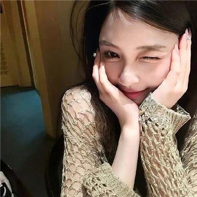 月亮中的亚马逊女人